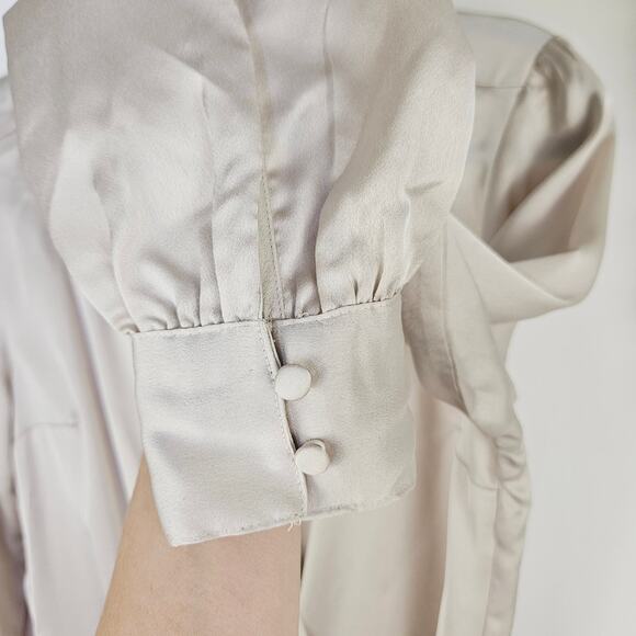 Abercrombie & Fitch Cream Satin Wrap Bodysuit Blouse Elegant Date Night Small - Picture 7 of 12